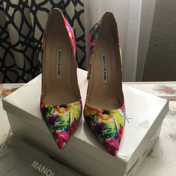 Manolo Blahnik Shoes - Authentic Floral Manolo Blanik heels
